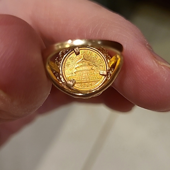 PANDA GOLD COIN RING - Picture 2 of 10
